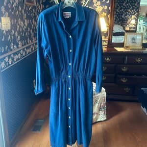 GOTCHA COVERED blue denim dress size 16 long sleeve